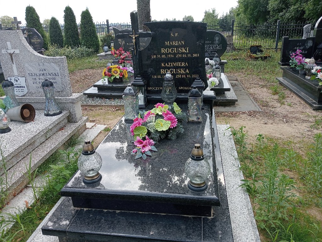Grób Kazimiera Roguska