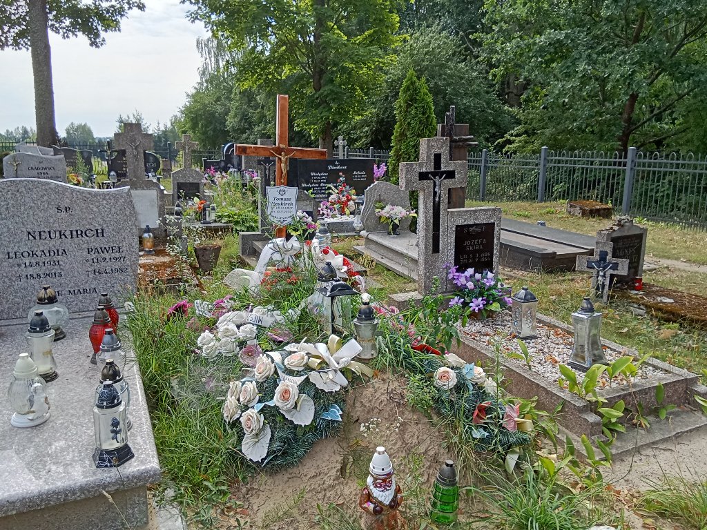 Grób Tomasz Neukirch